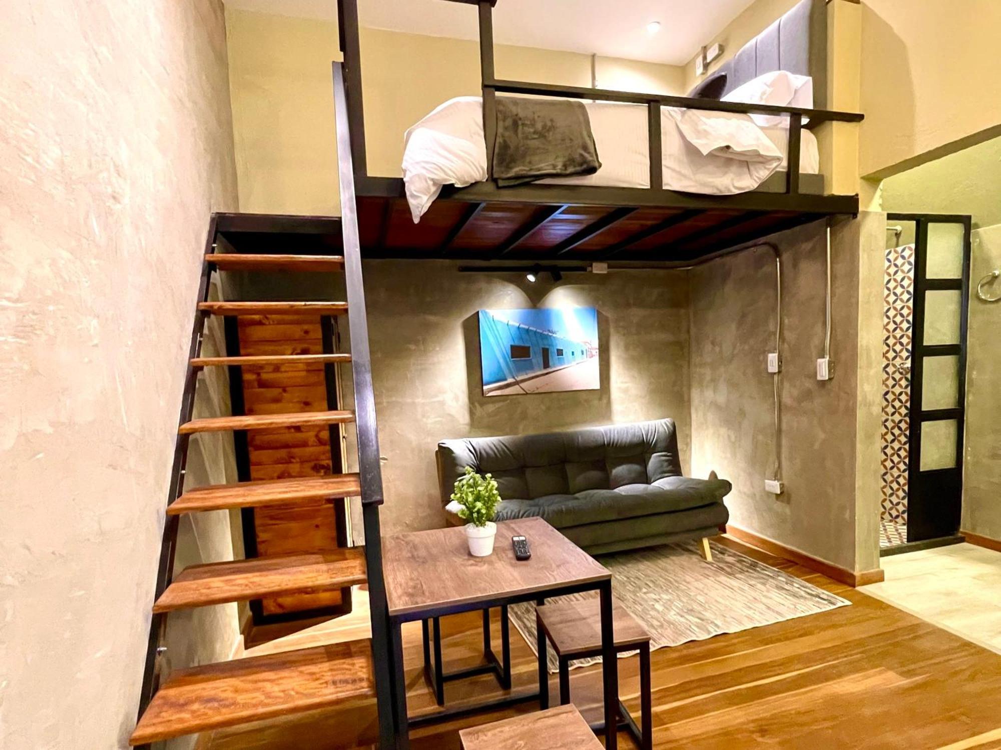 Apartahotel Colonia 722