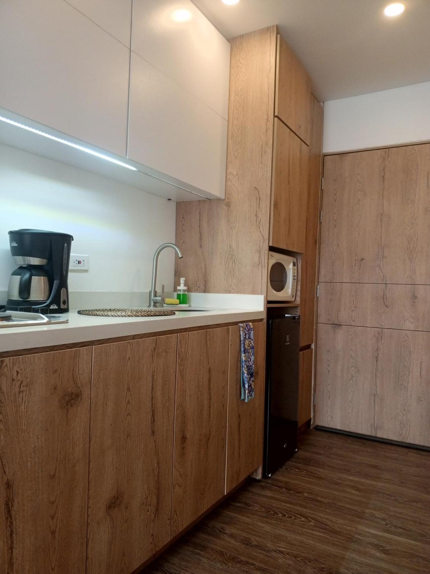 Apartamento Soul Santa Barbara Executive, Wifi 300 Megas, Big Queen Size Bed, Smart Tv Netflix, Walking Distance To Unicentro Mall, Starbucks In Front Of The Building, Location Bogotá