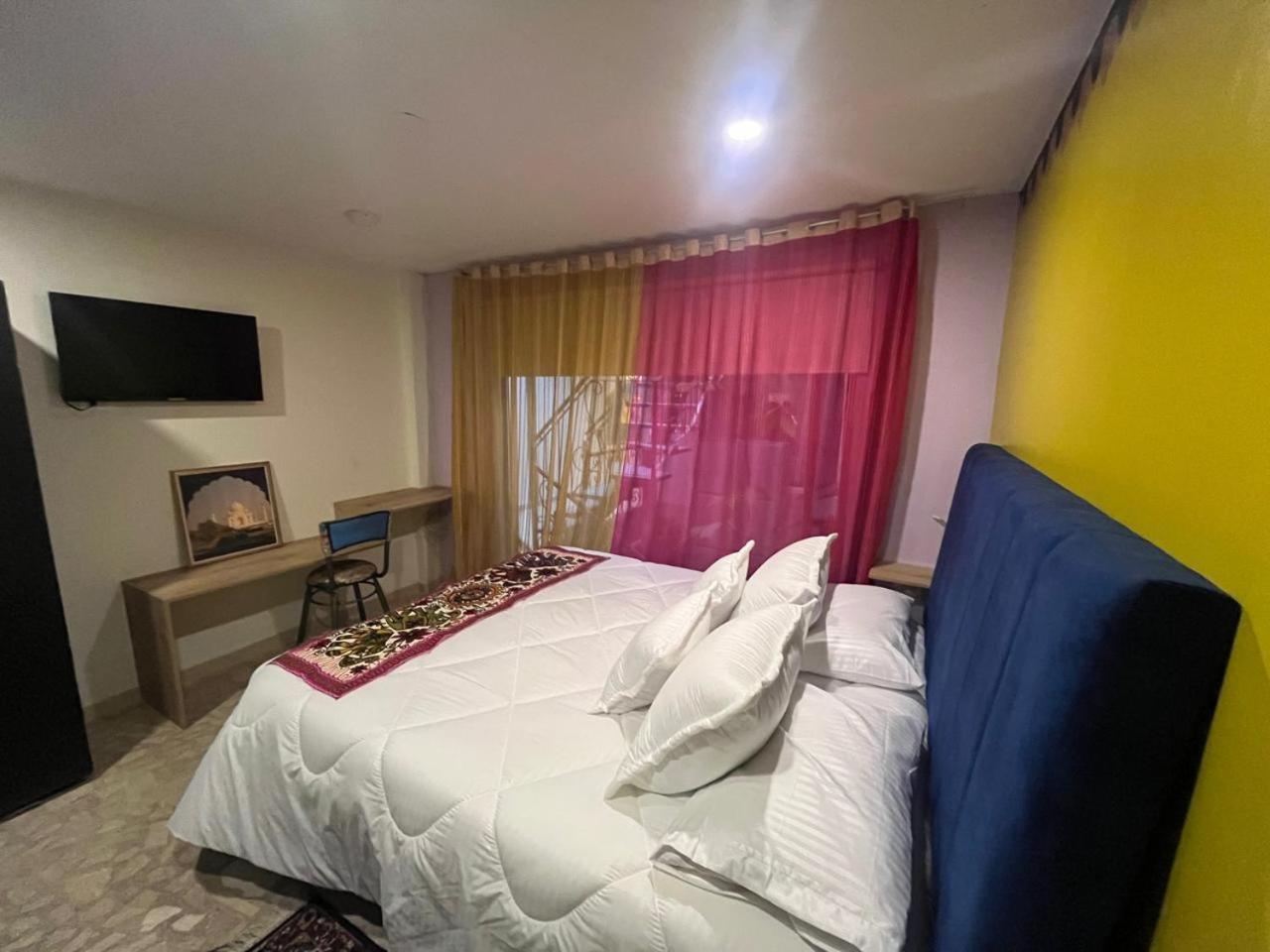 Indian Palace Boutique Hotel 4*