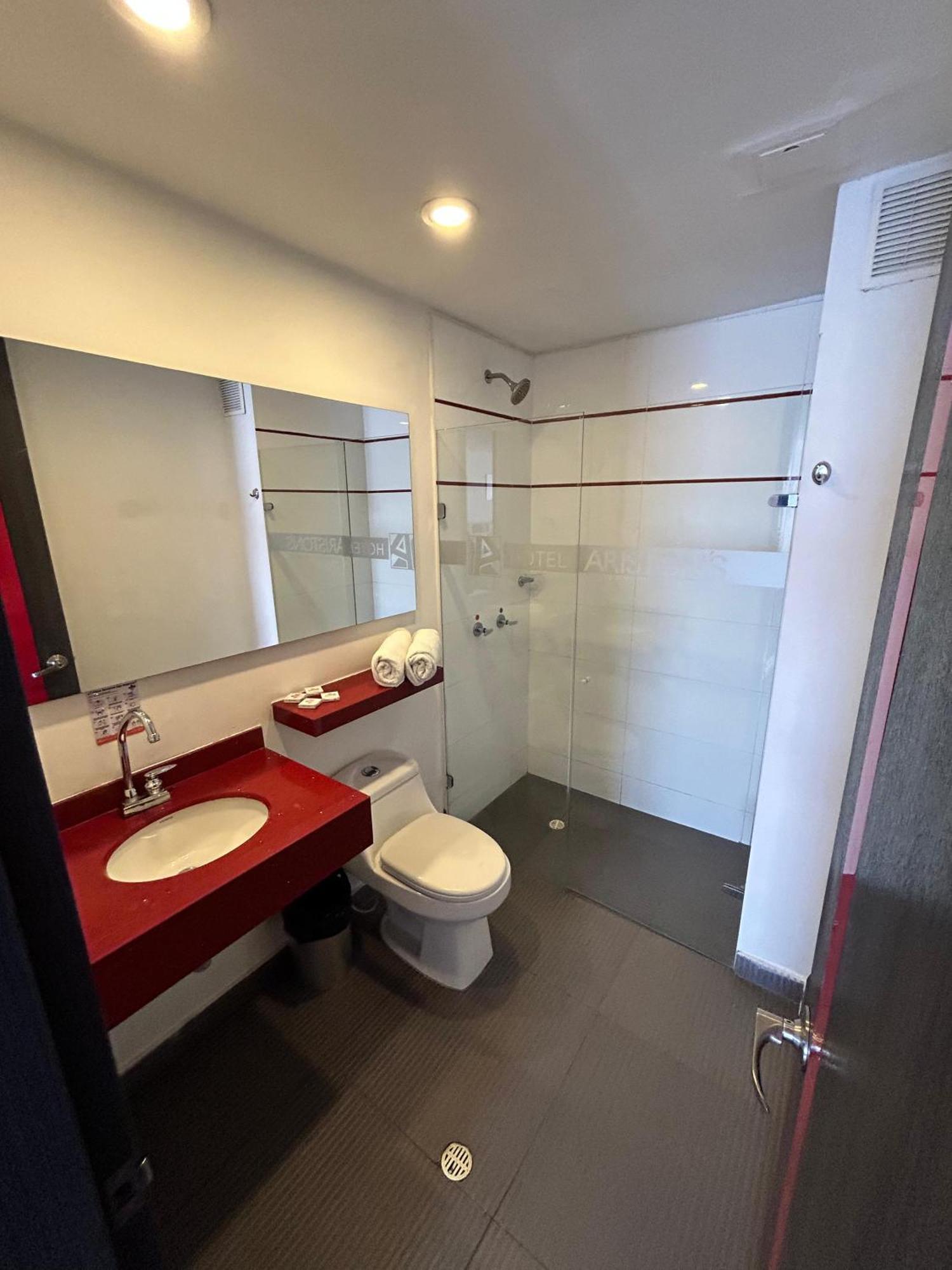 Ariston 3* Bogotá