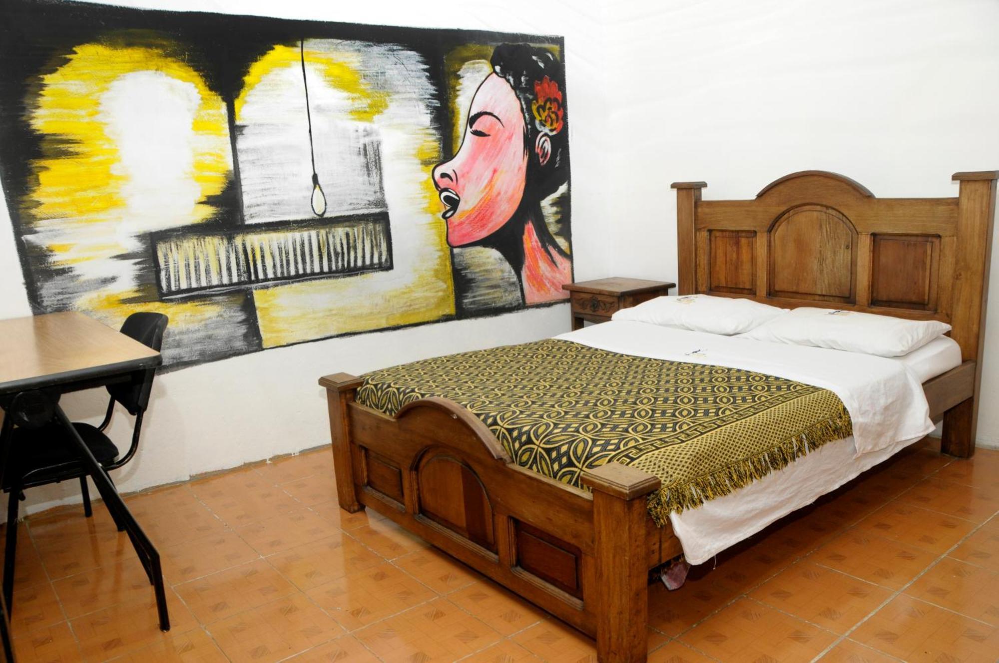 H C De Quevedo Hotel