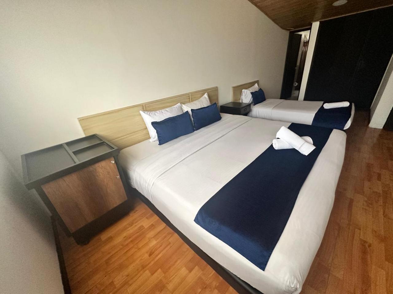 Embajada Dc Hotel