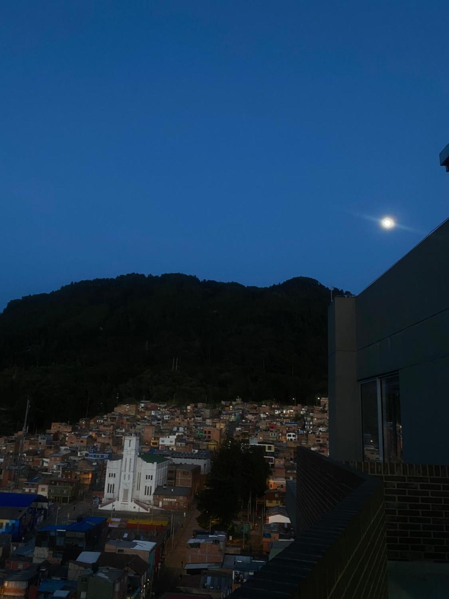 Loft Vibrante En Centro Internacional Bogotá