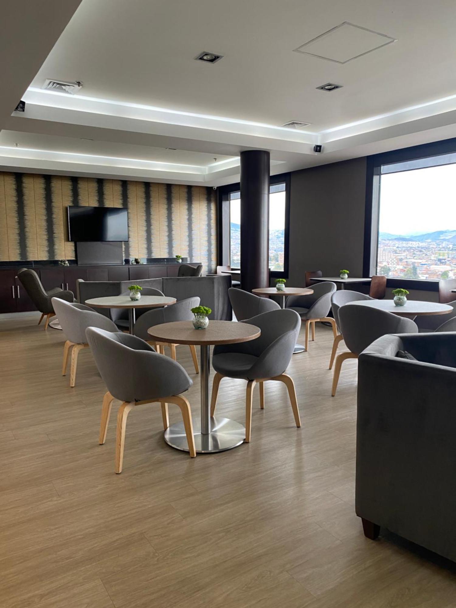 Hilton Doubletree Salitre Ar Hotel