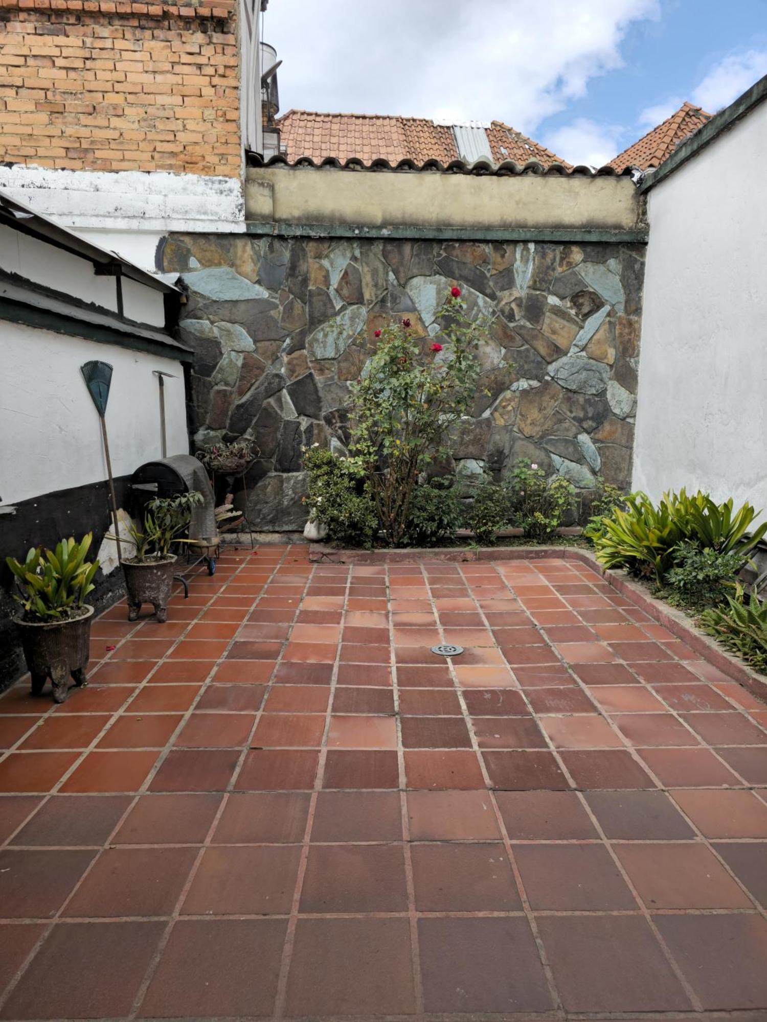 Casa En Ubicada En Zona Pensión *