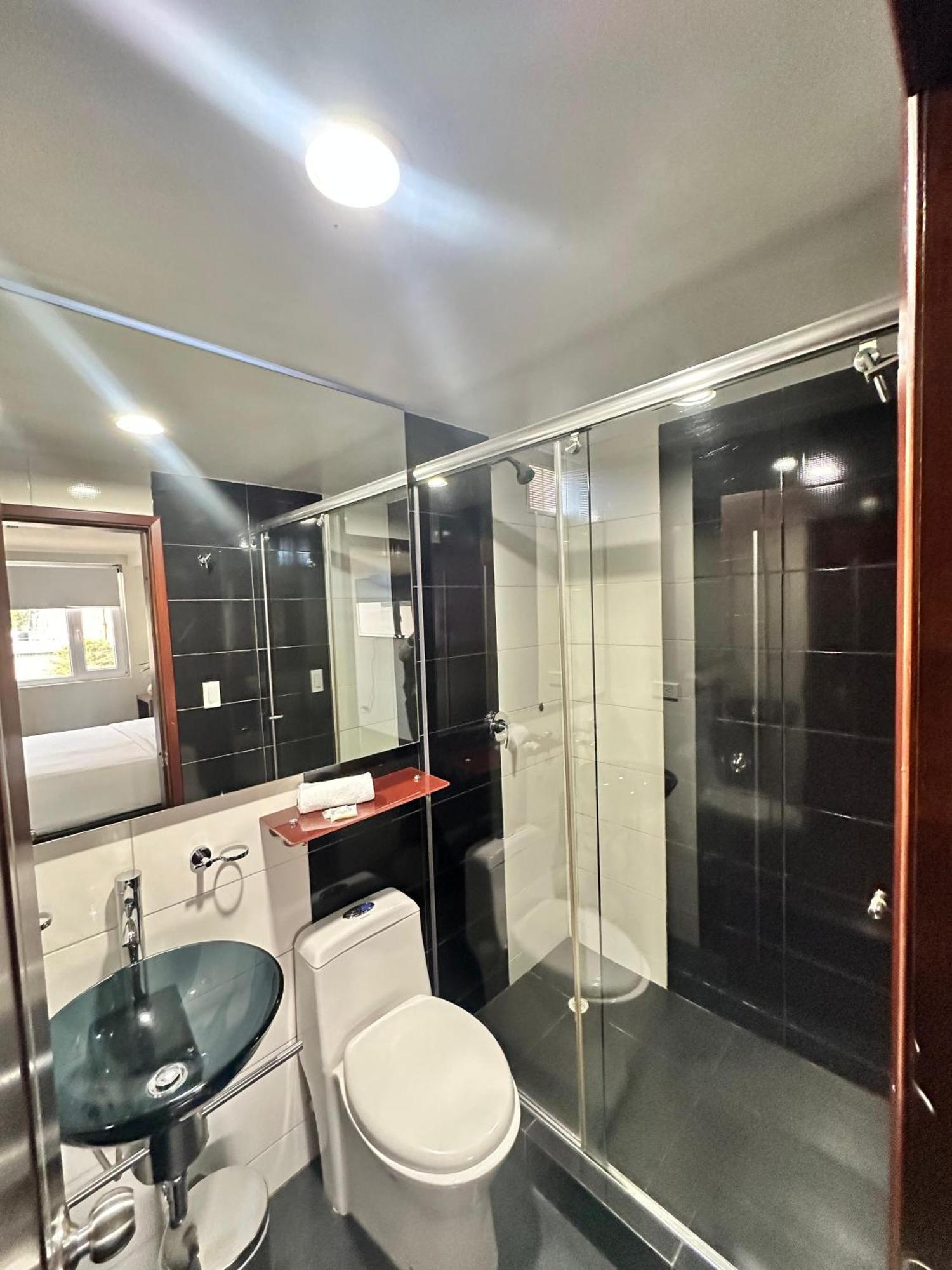 Hotel Sheridan Corferias