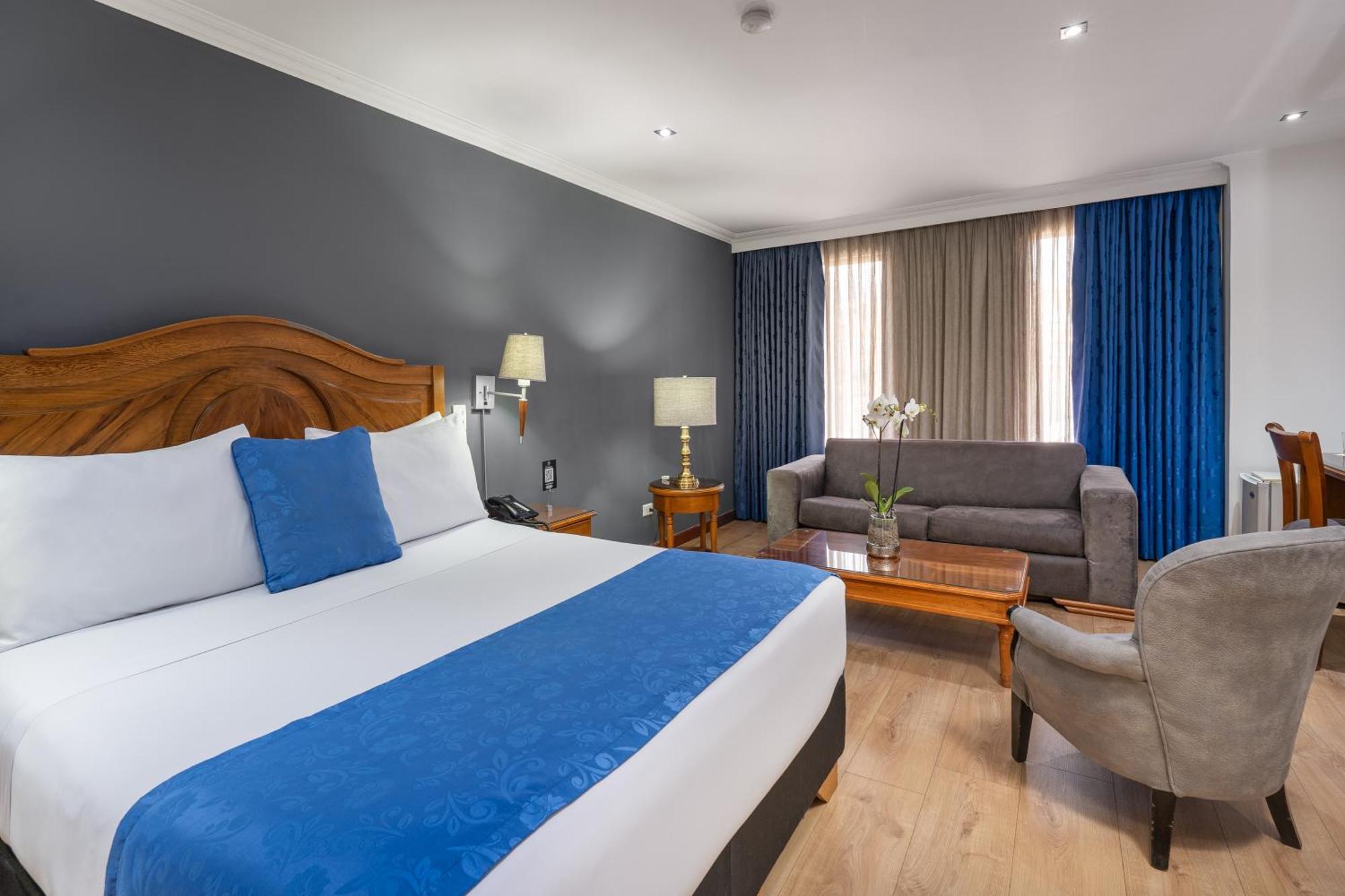 Hotel Egina