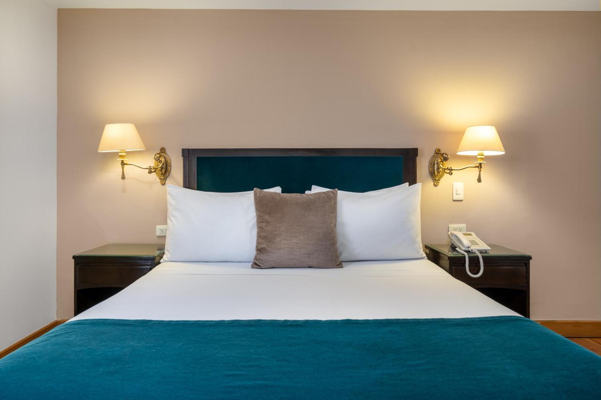 Le Manoir Hotel 4*