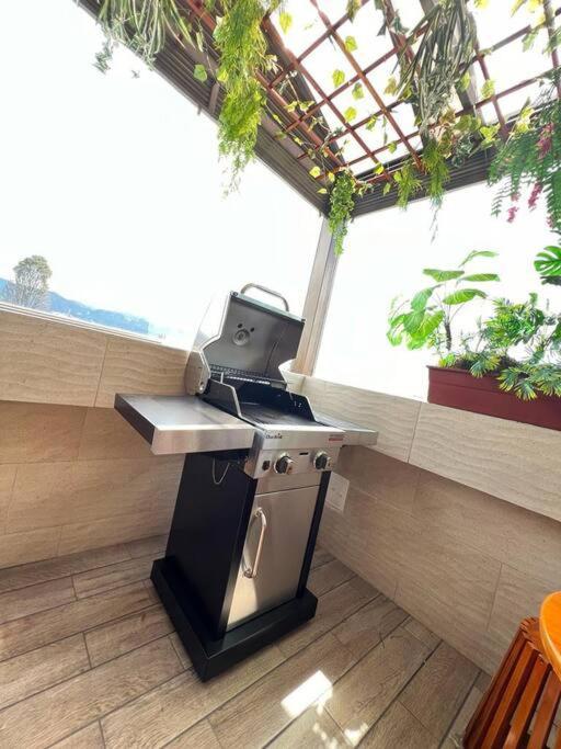 Apartamento Cerca Al Areopuerto Con Terraza *