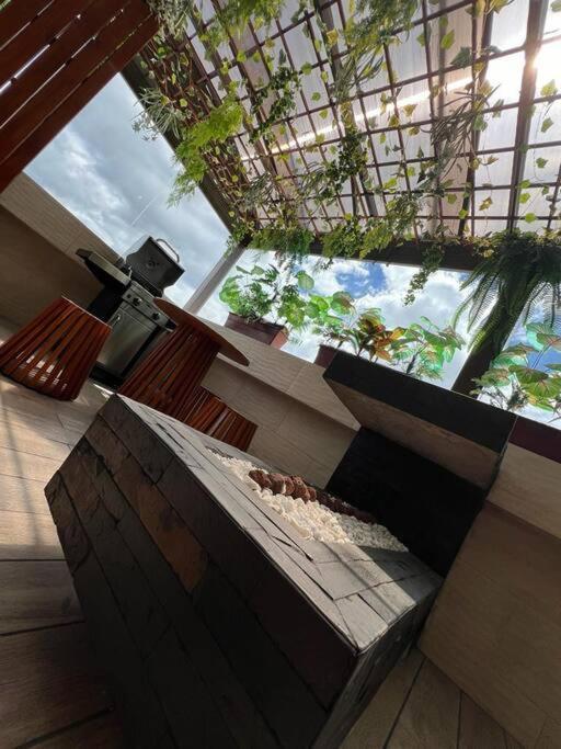 Cerca Al Areopuerto Con Terraza Apartamento