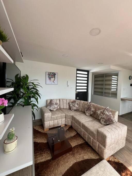 Apartamento Cerca Al Areopuerto Con Terraza Bogotá