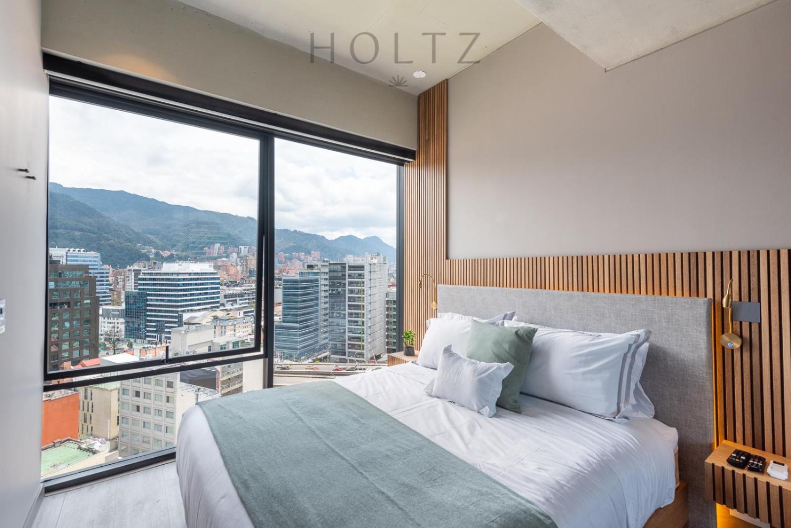Holtz Luxury Unique Mine Bogotá
