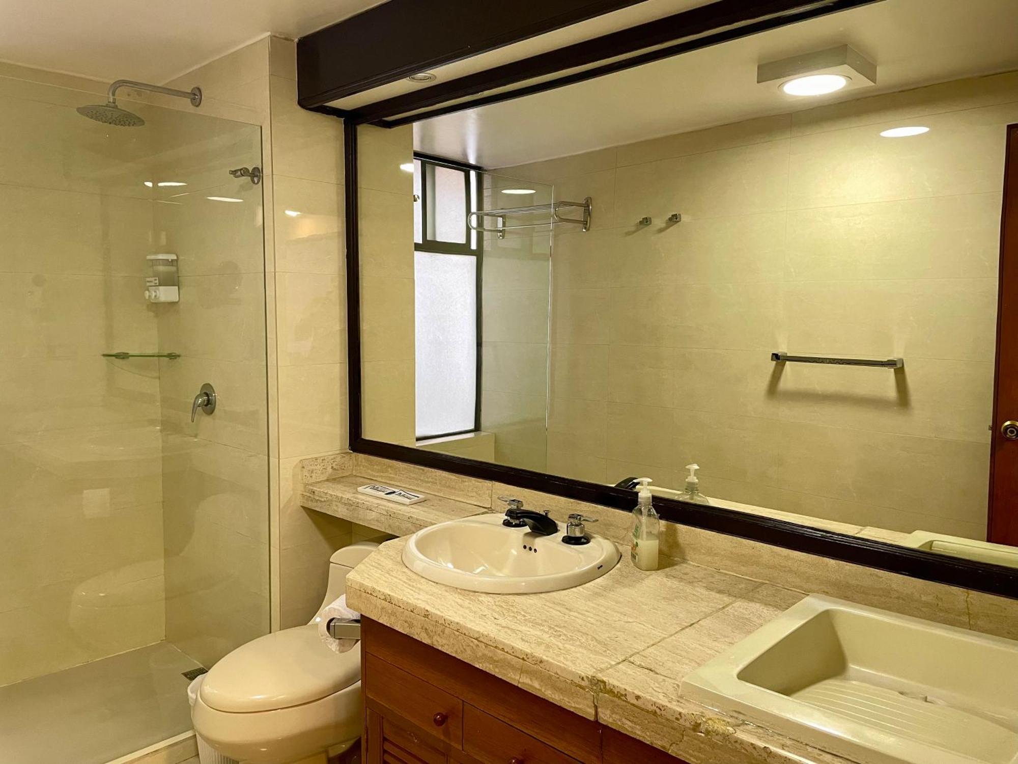 Apartamento Apartarent - Aptos Cerca Del Parque De La 93 Bogotá