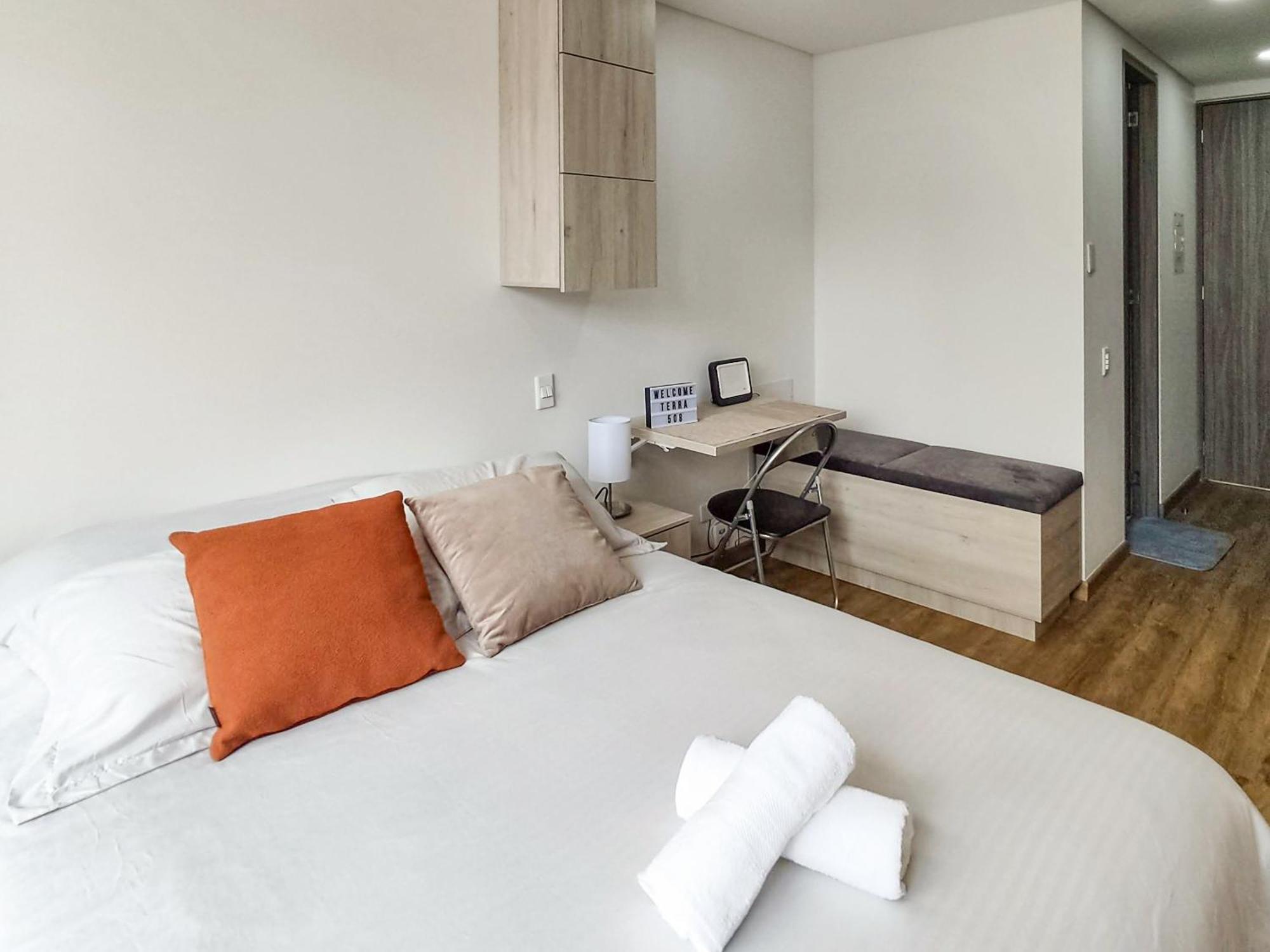 Apartamento En - Wifi 600mb - La Castellana