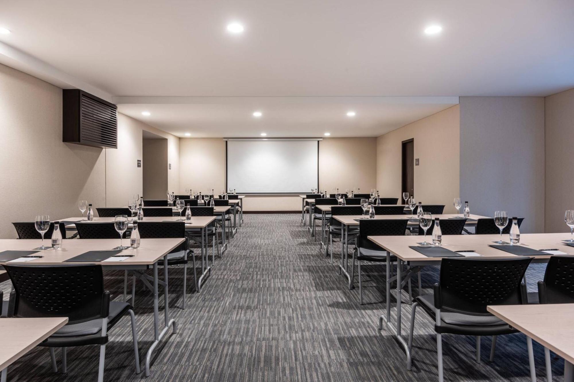 Ac By Marriott Zona T Hotel 4*