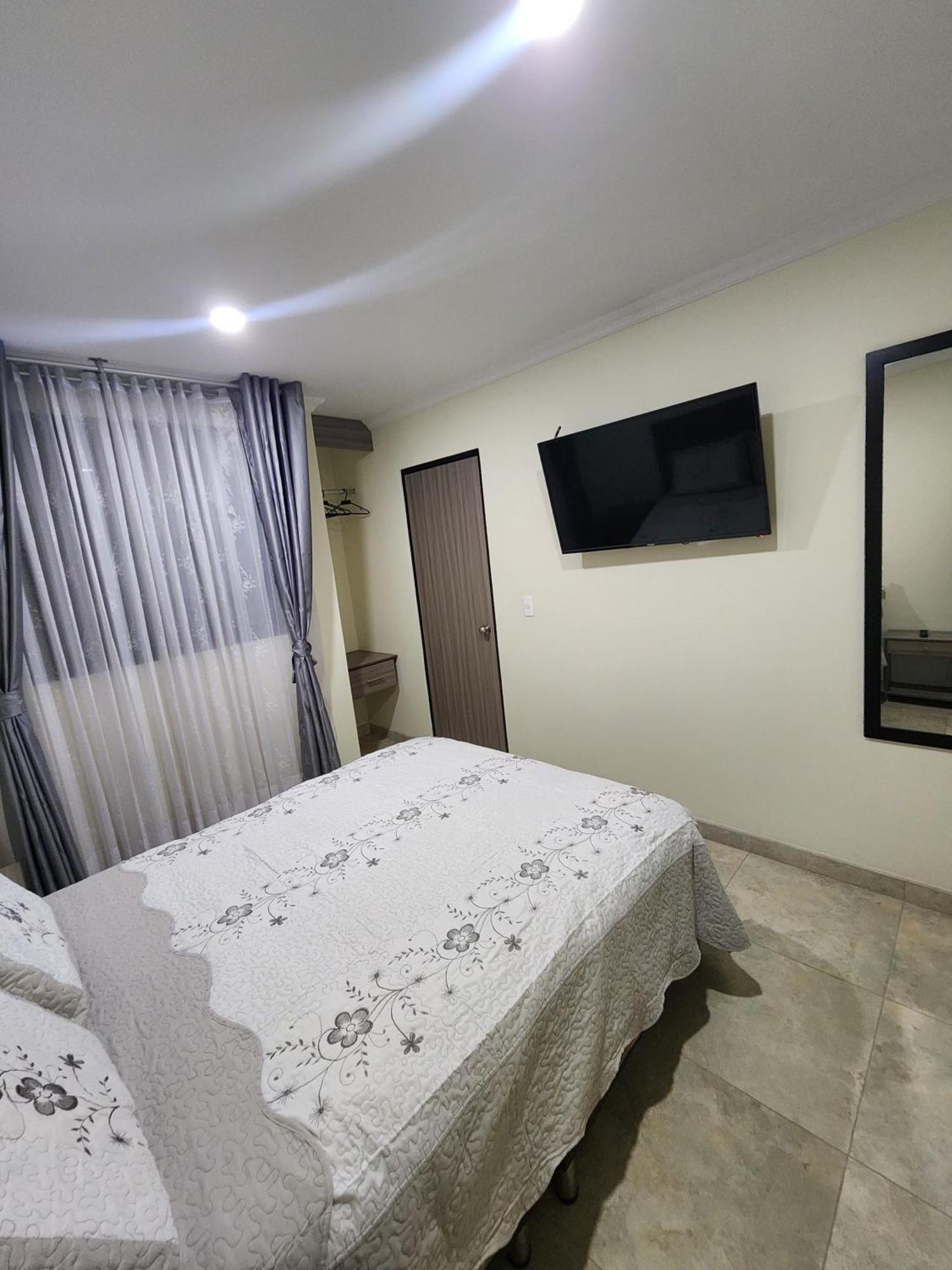 Casa Mared Corferias-embajada Americana Hotel 3*