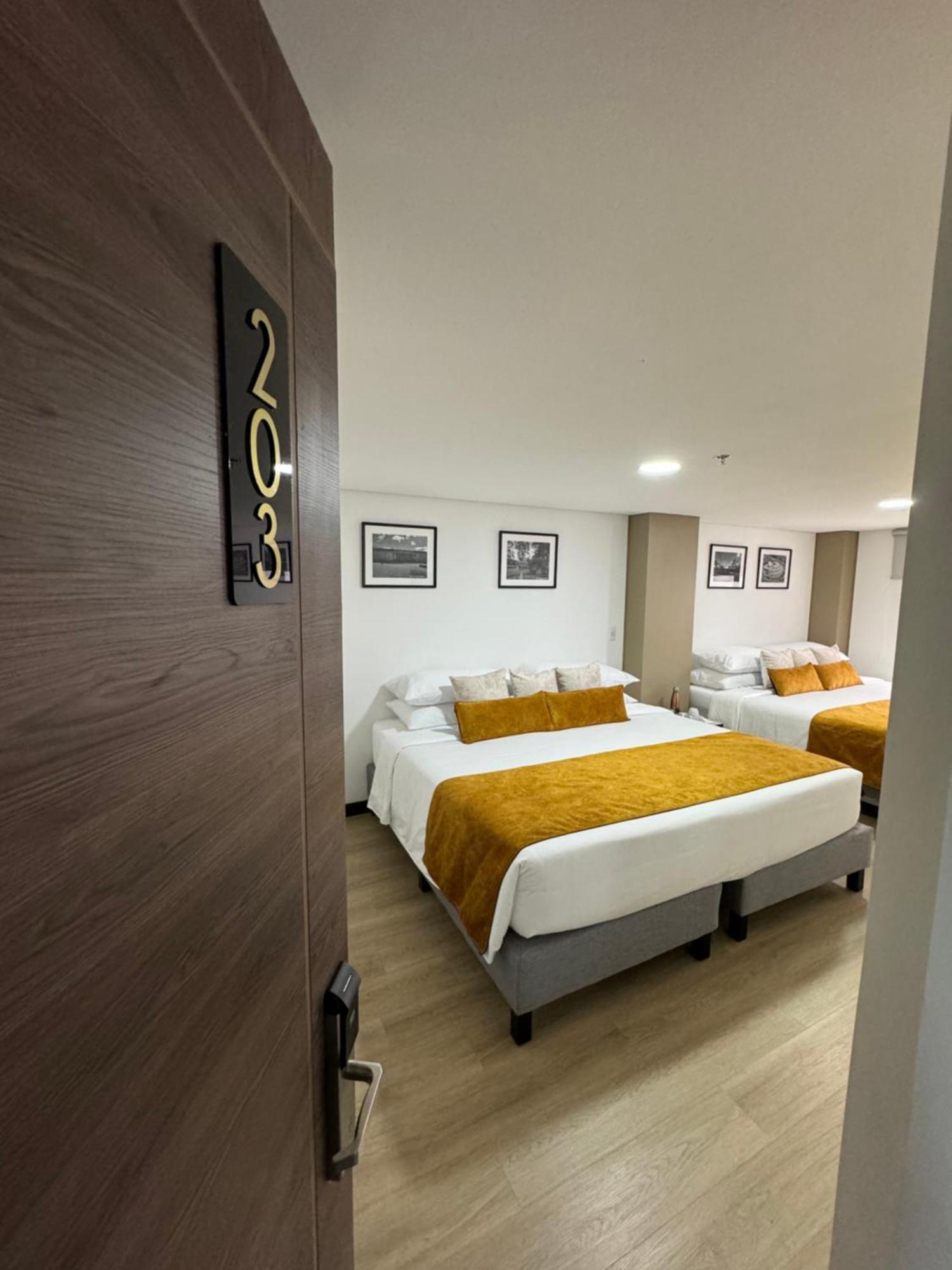 Hotel Wlh Gold 4*