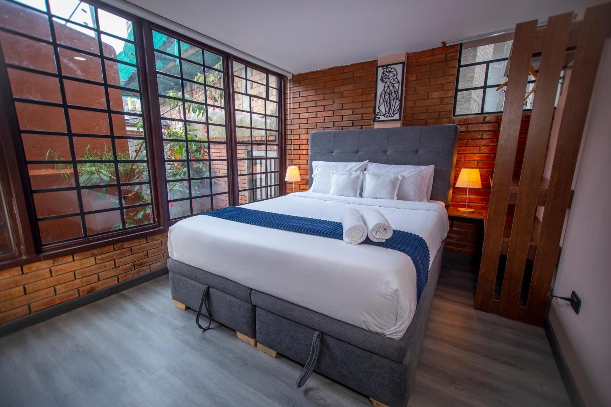 Cerros De Chapinero House *
