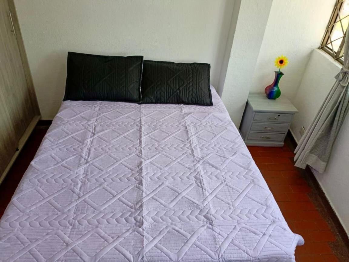 Sfb Somos At Colombia Apto Sencillo Con Ubicacion Privilegiada Apartamento Bogotá