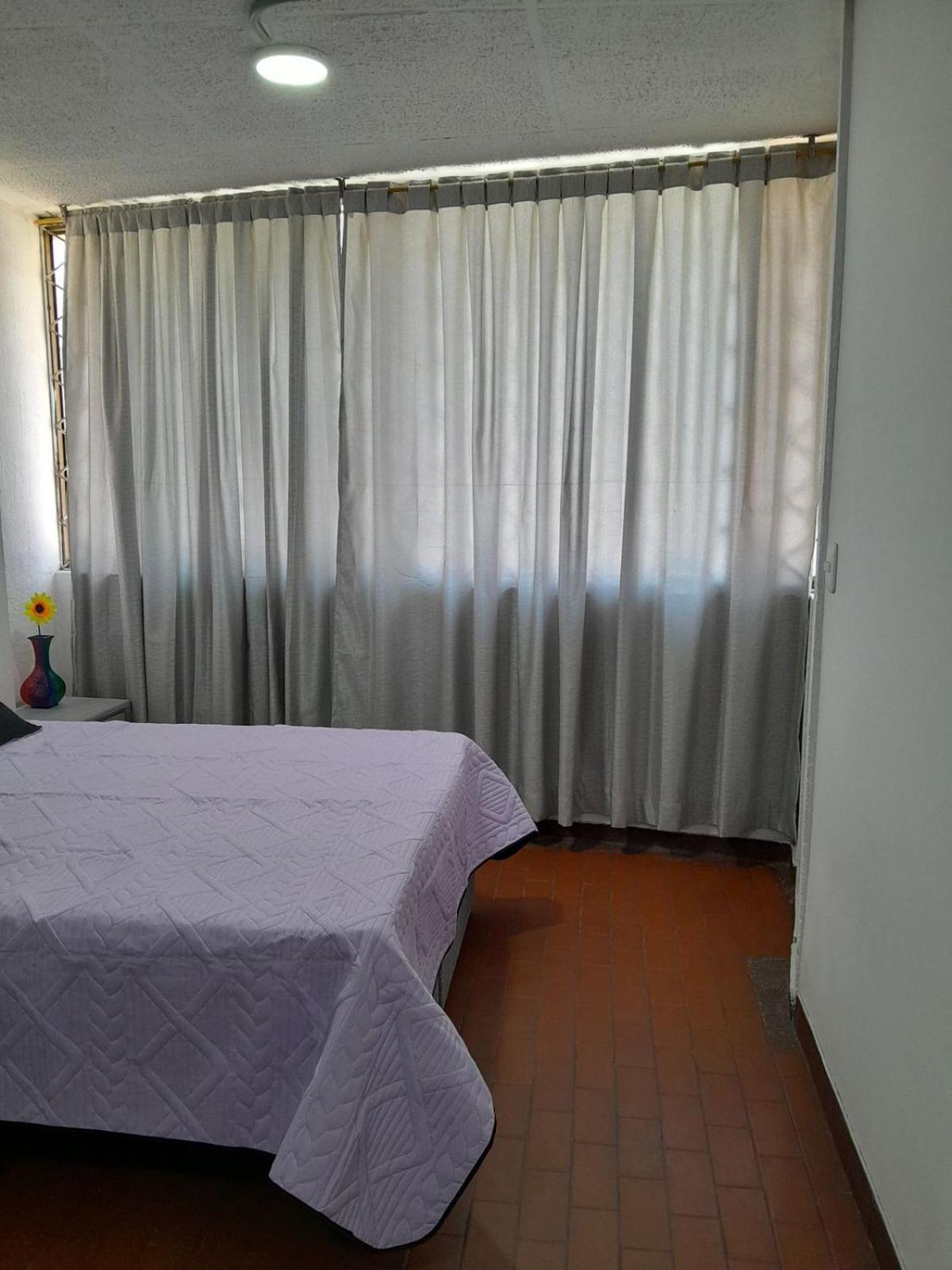 Sfb Somos At Colombia Apto Sencillo Con Ubicacion Privilegiada Apartamento Bogotá