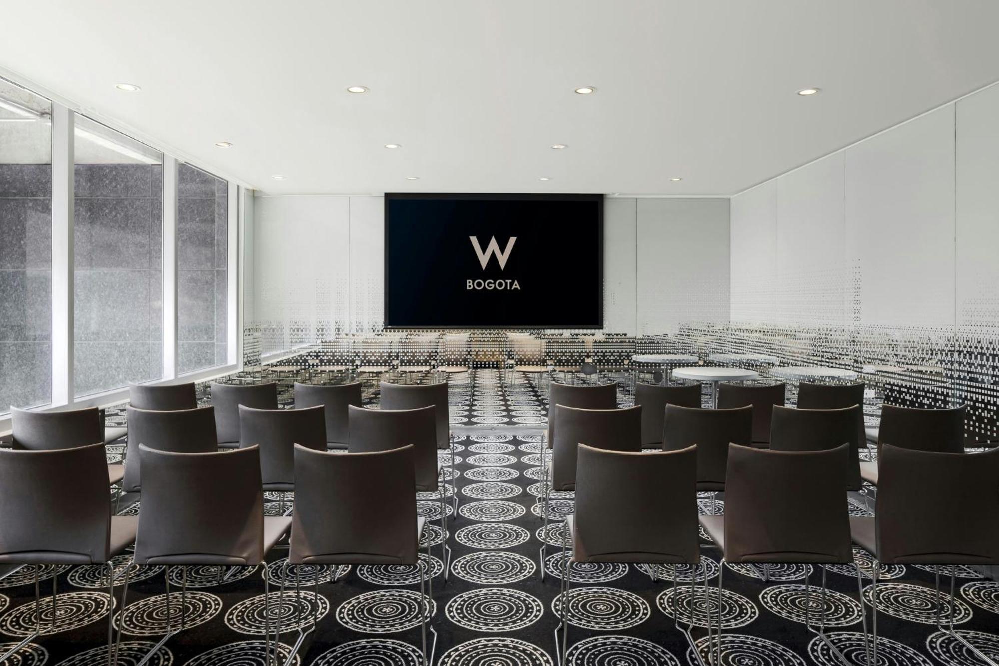 W 5* Bogotá