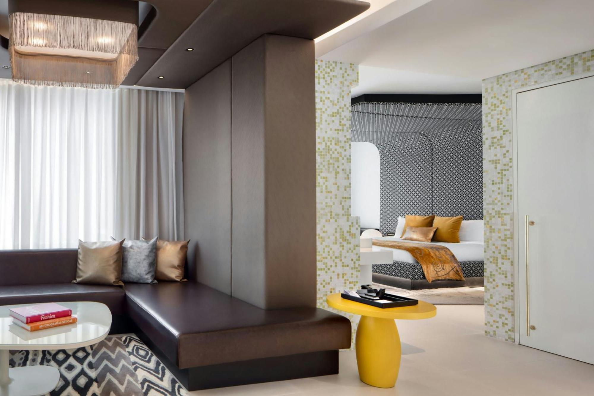 Hotel W 5*