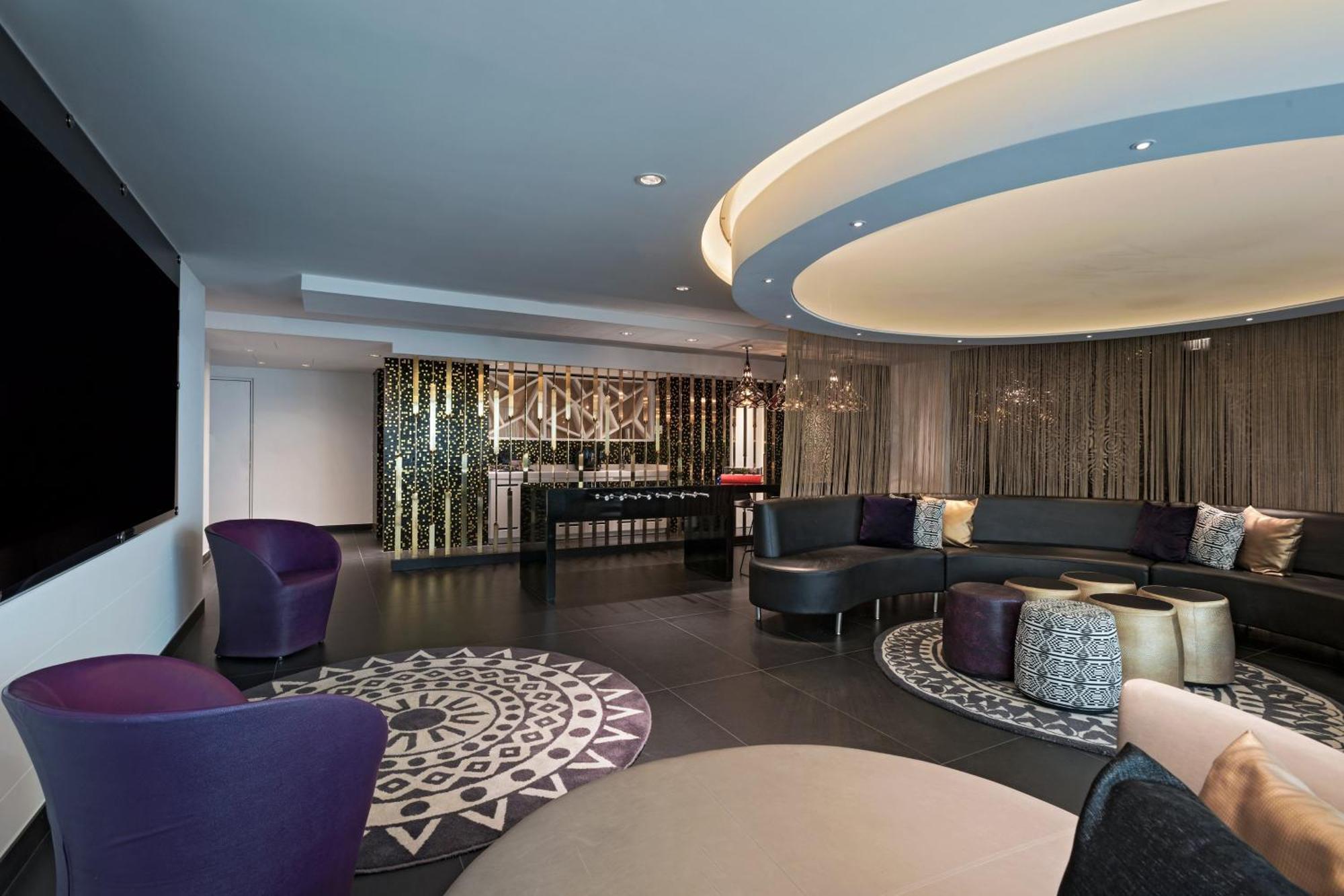 Hotel W