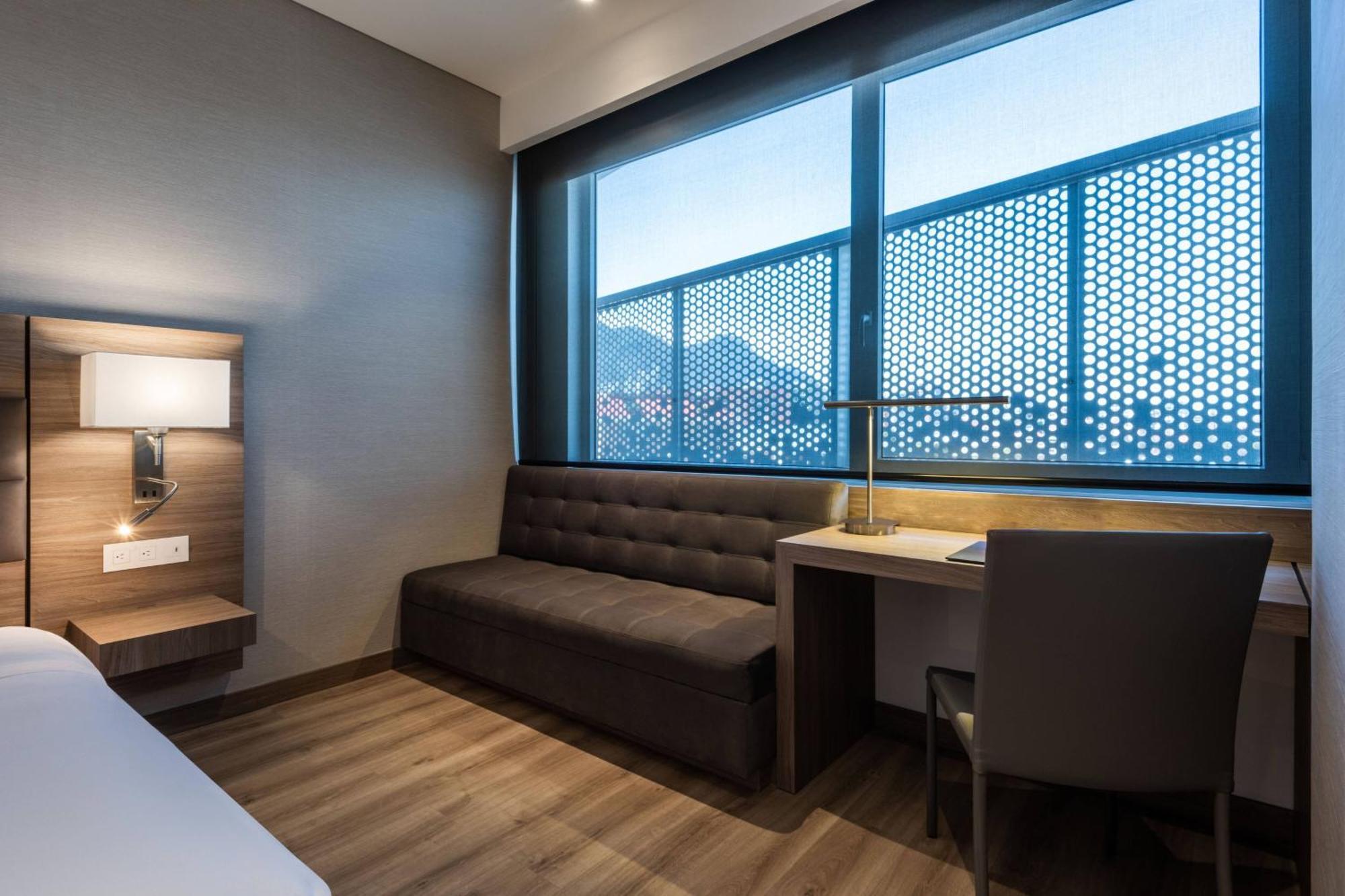Ac By Marriott Zona T Hotel 4*
