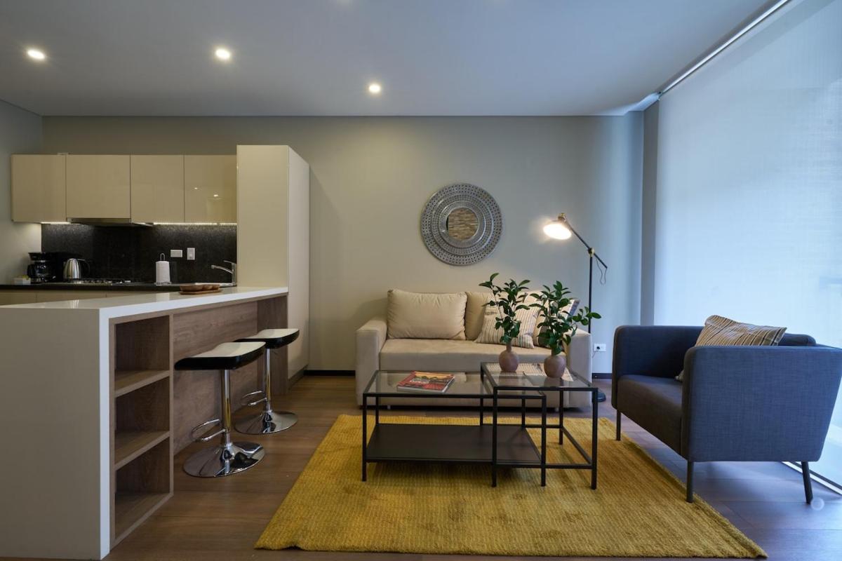 Luxury And Comfort Steps From 93 Park Bogotá