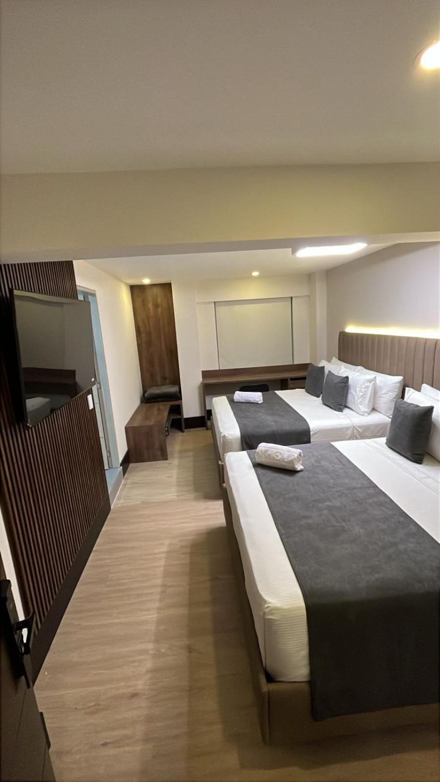 Hotel Continental Byhours 3*