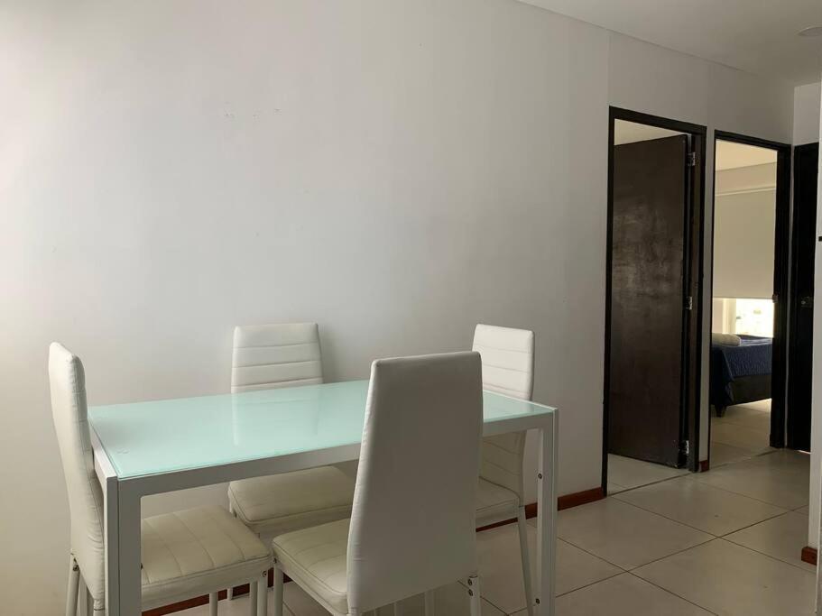 Cerca Del Centro Comercial Titan. 300 Apartamento Bogotá
