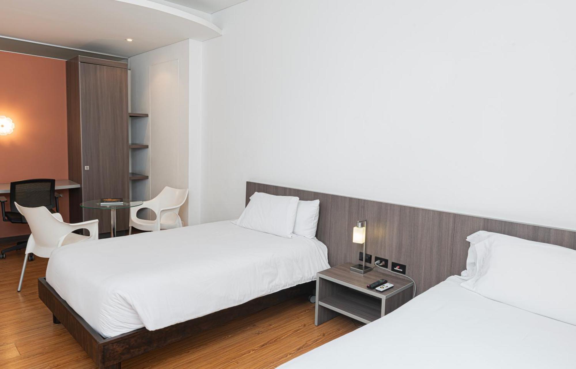 Hotel Viaggio 617 4*