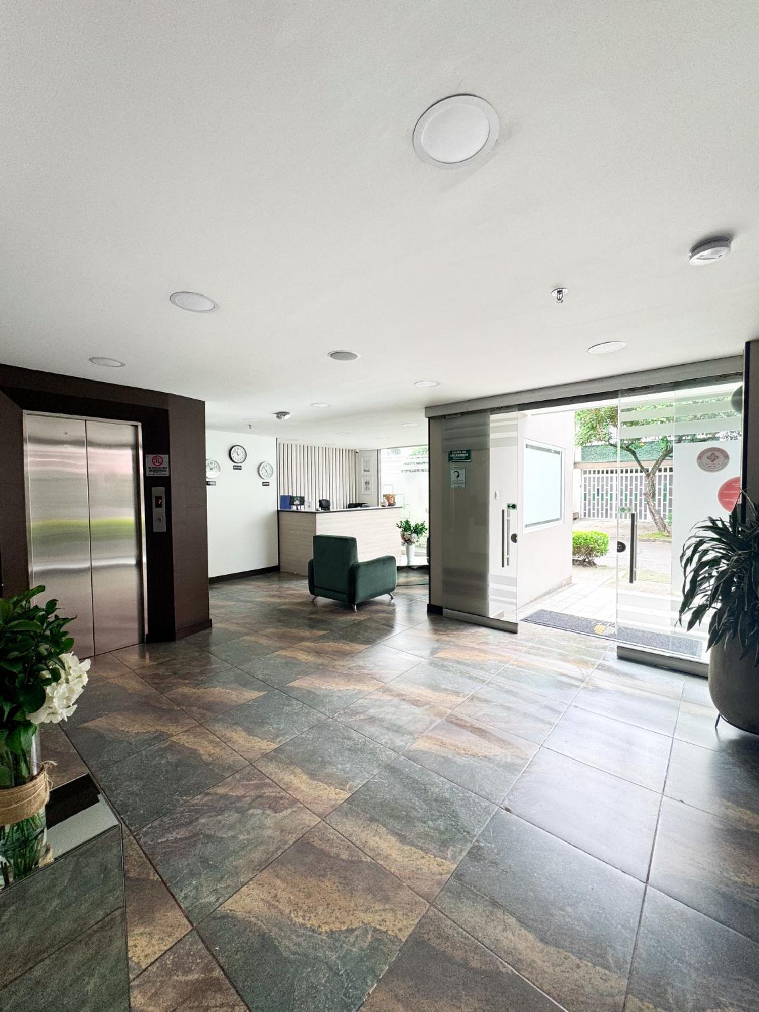 Hotel Wlh Silver Corferias