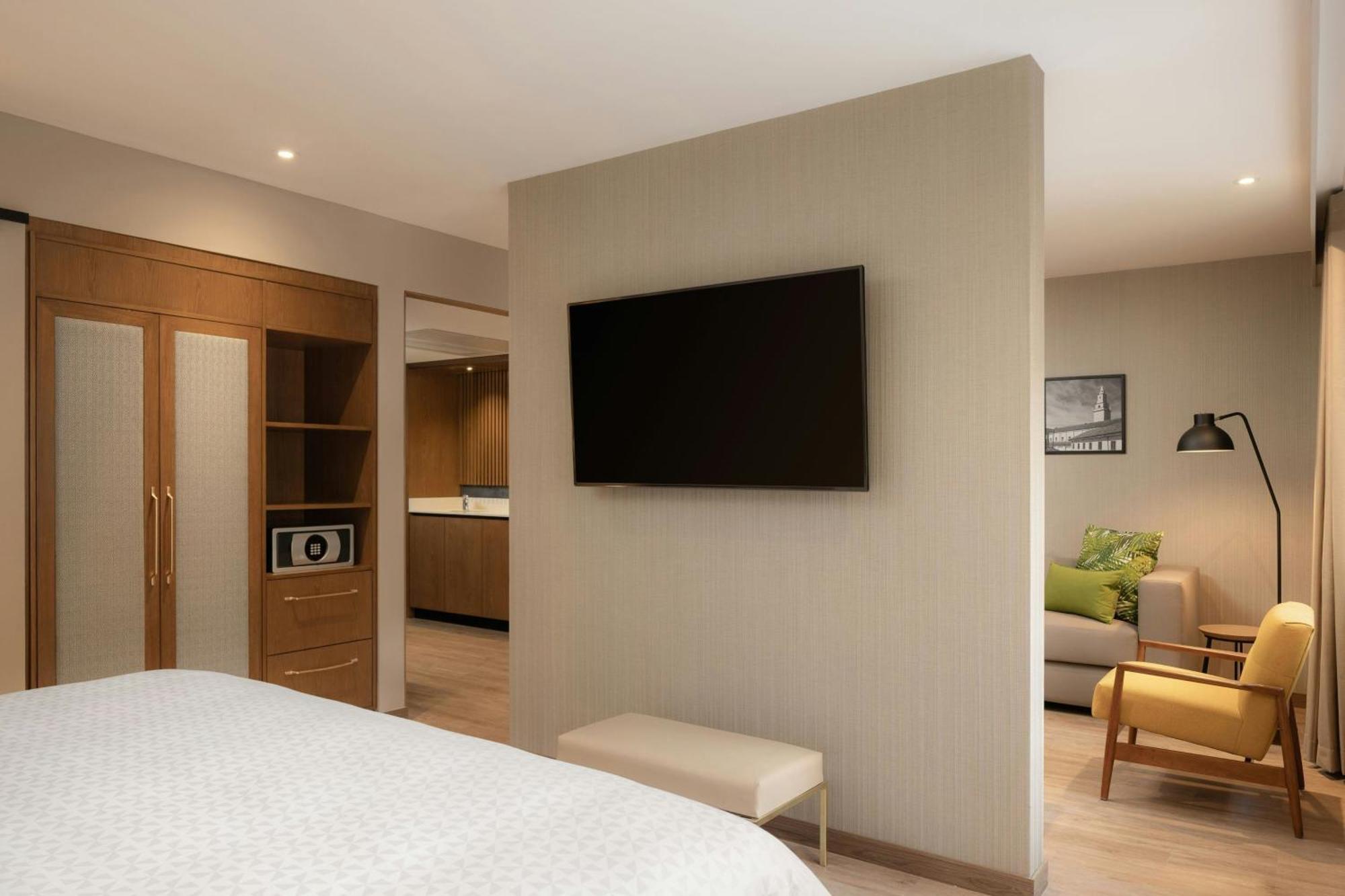 Hotel Four Points By Sheraton Tequendama, *