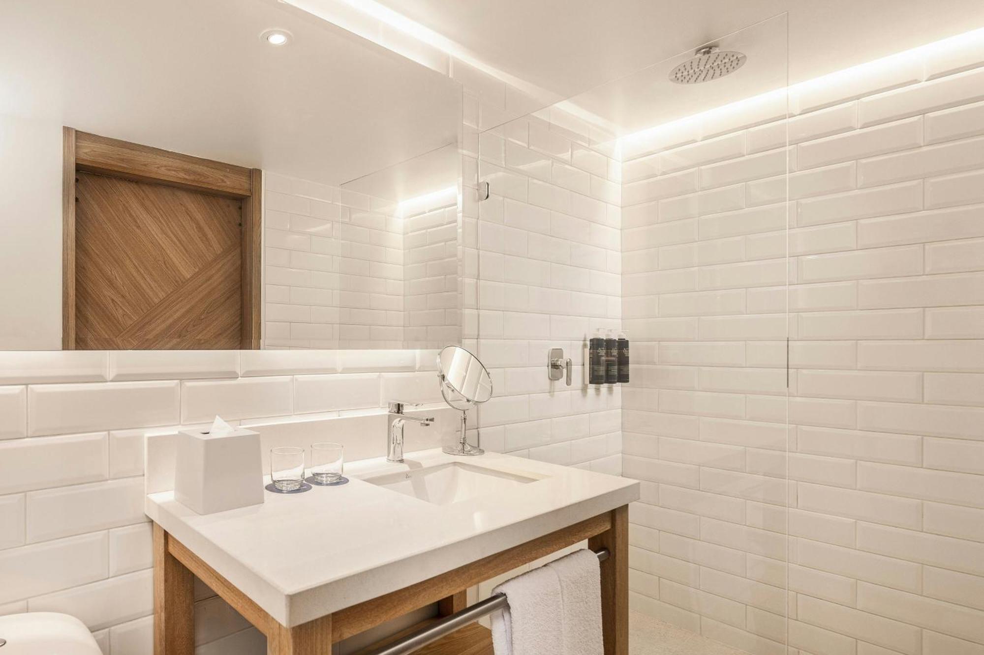 Hotel Four Points By Sheraton Tequendama, *