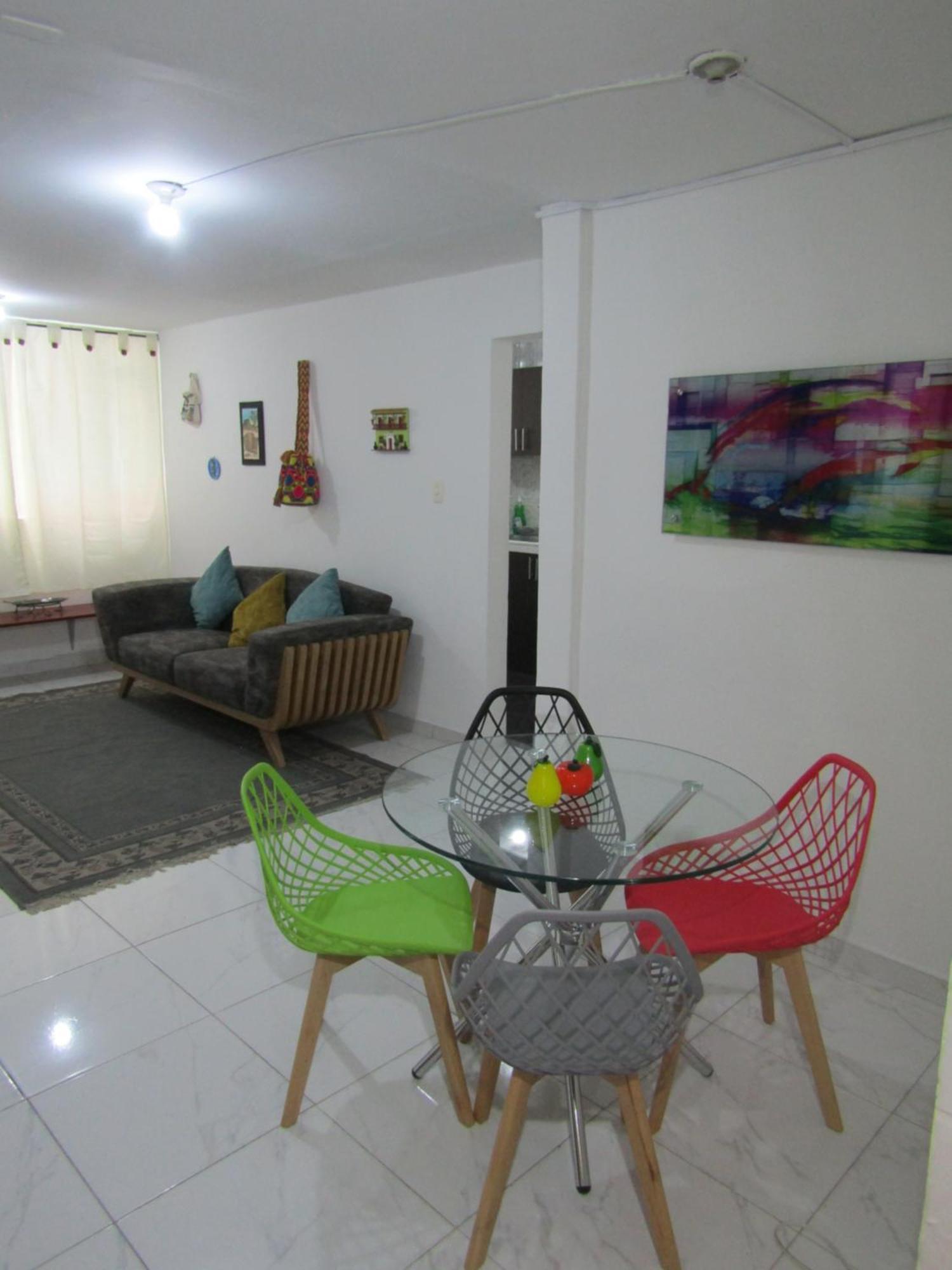 La Quinta Rent Short & Service Pensión *
