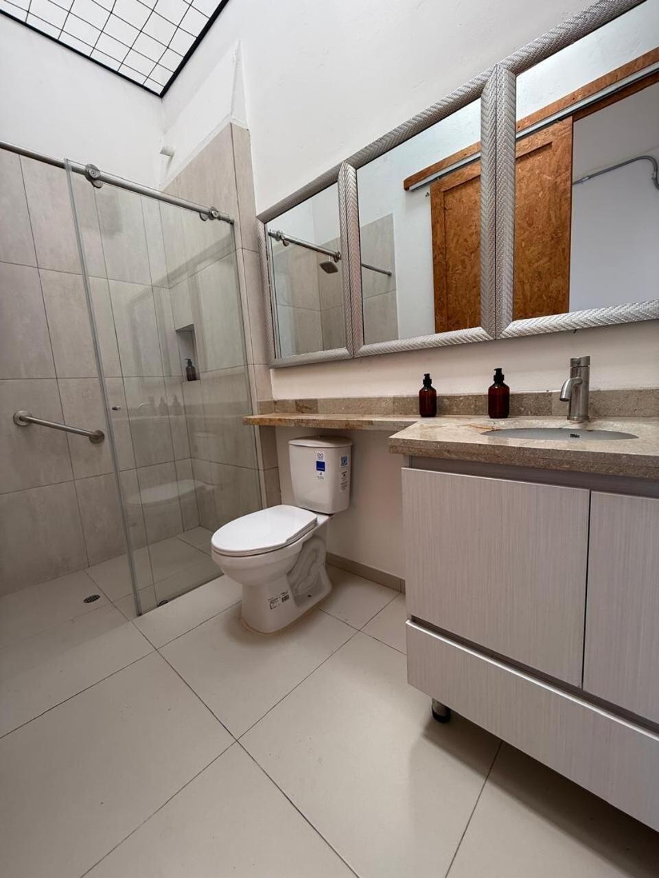 Trendy Artist Loft - Unique Chicago Style Bogotá