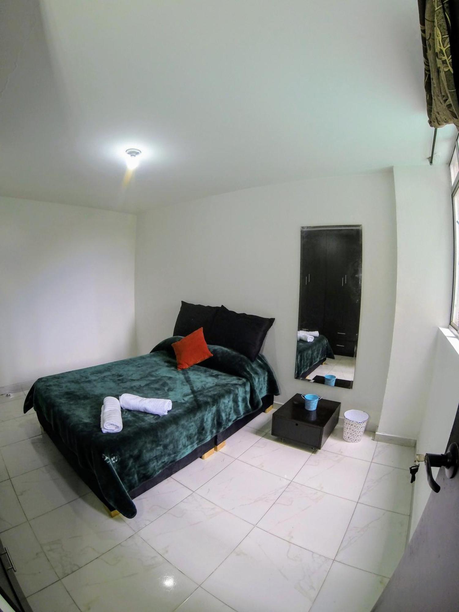 La Quinta Rent Short & Service * Bogotá