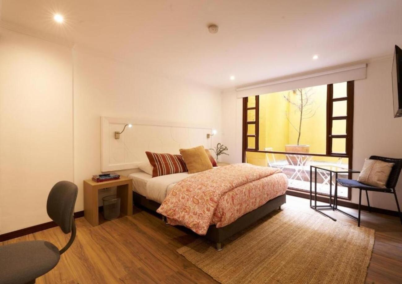 Trendy Living In Zona G 104