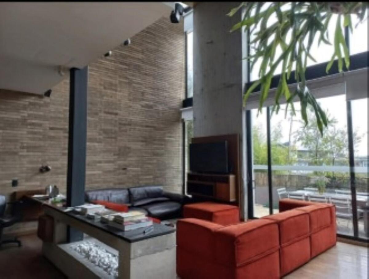 Magnificent Pent House In *