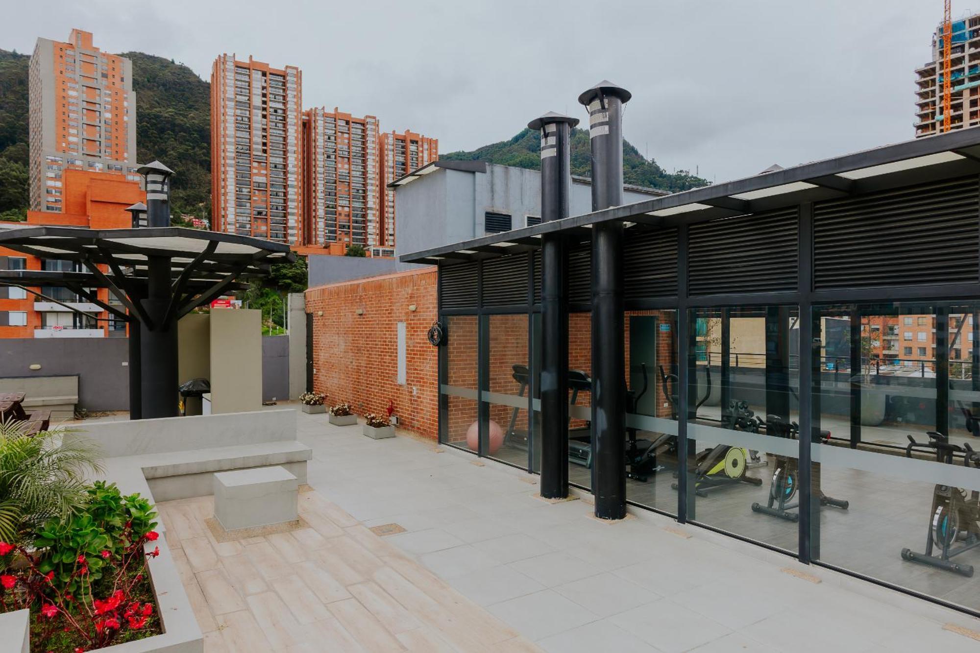 Moderno Estudio Con Gimnasio, Terraza Y Coworking En *