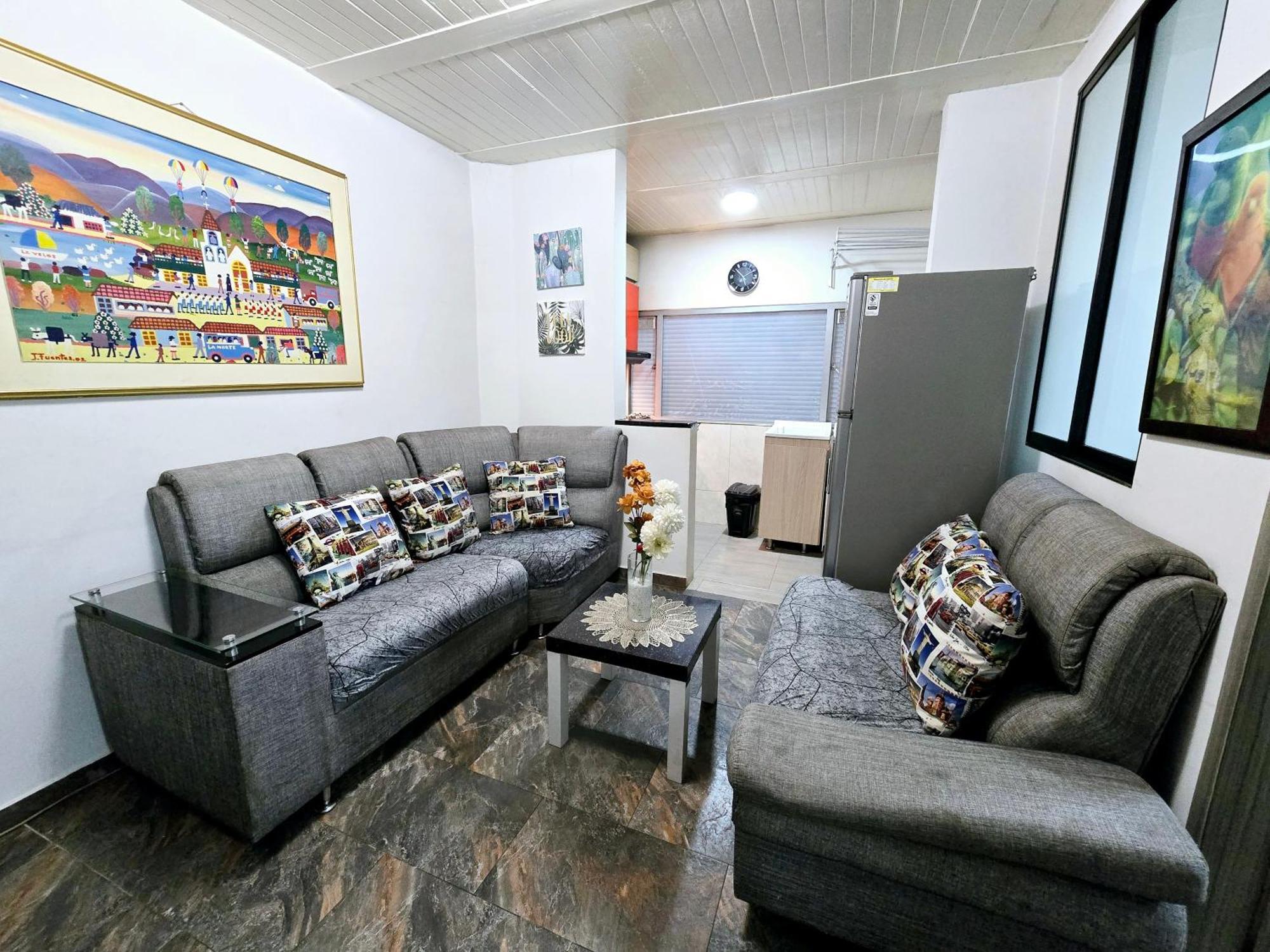 Apartamento 302, Amoblado Cerca Al Aeropuerto El Dorado