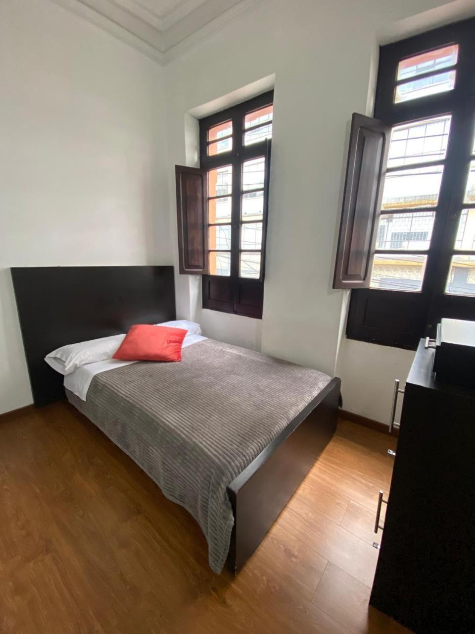 Destino Nómada Calle 11 N 1-38 Pensión *