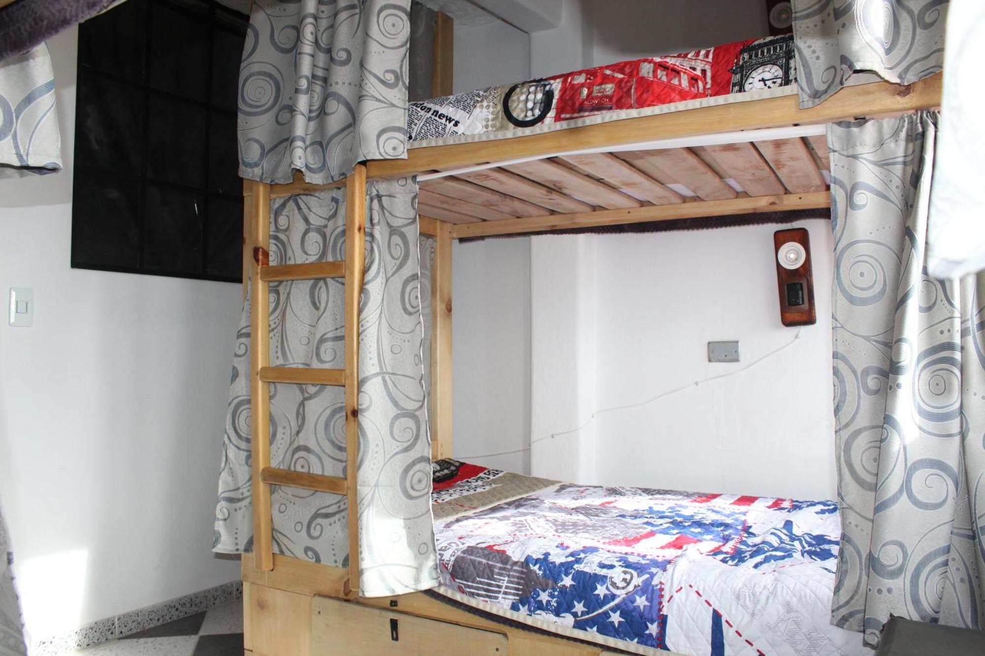 Mirador Aukan Guest house *