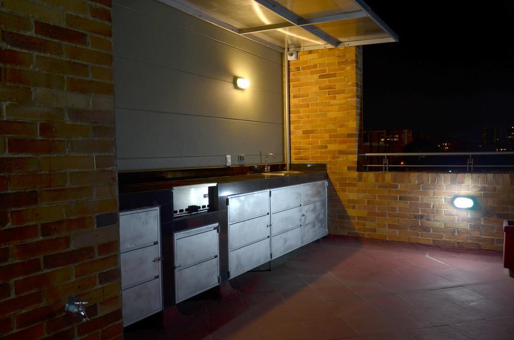 122 Plaza Apartahotel