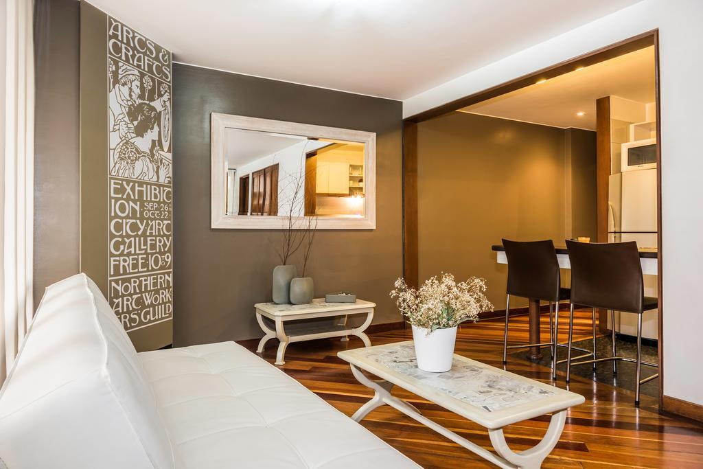 Lloyds Apartasuites Parque 93 4* Bogota