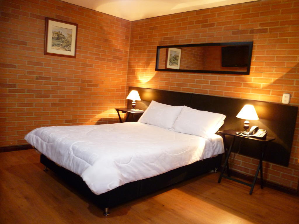 Hotel Astral 3*