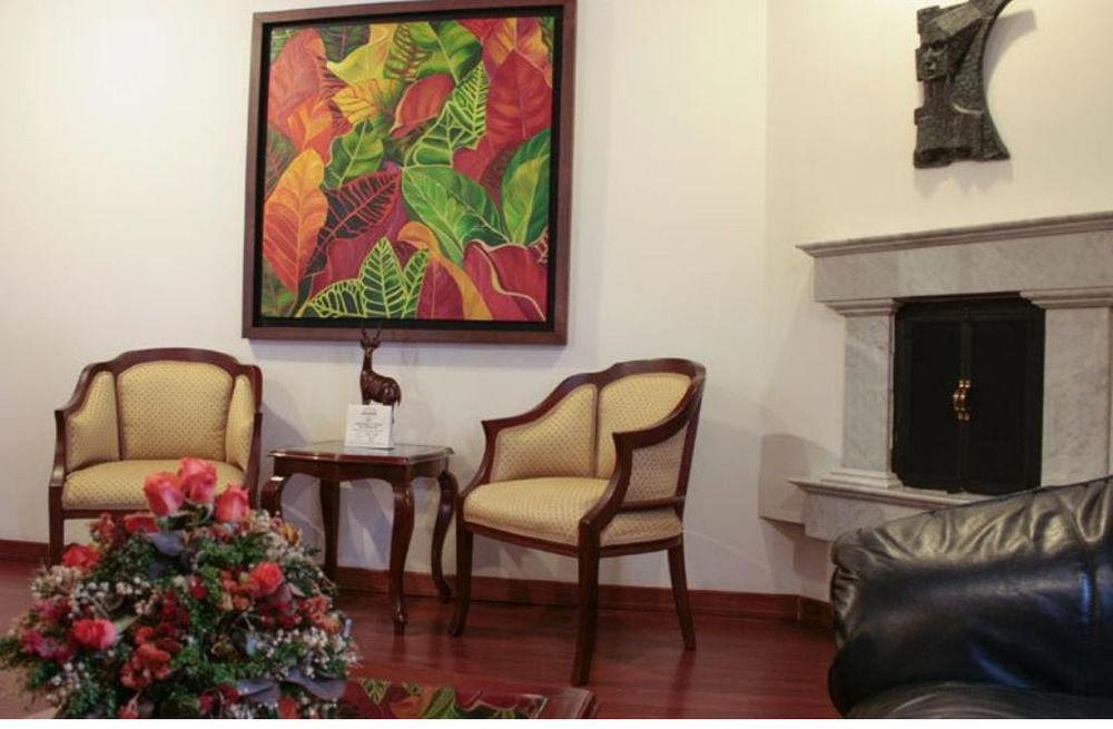 Andes Apartahotel