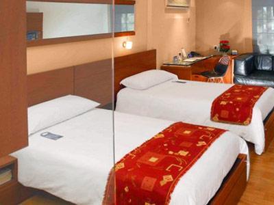Nh Boheme Royal Hotel 4*