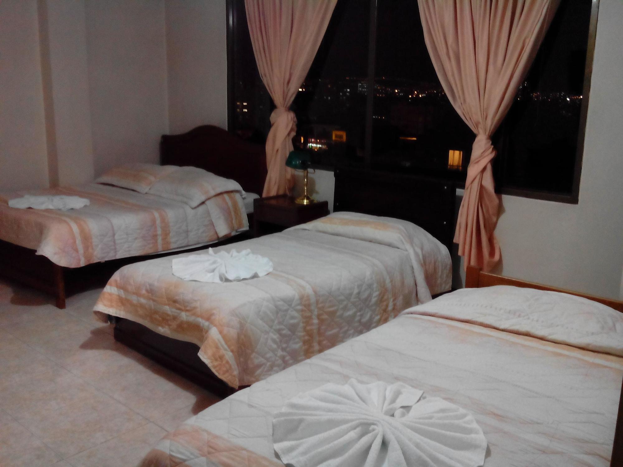 Hotel Abc 7 Avenida 2*